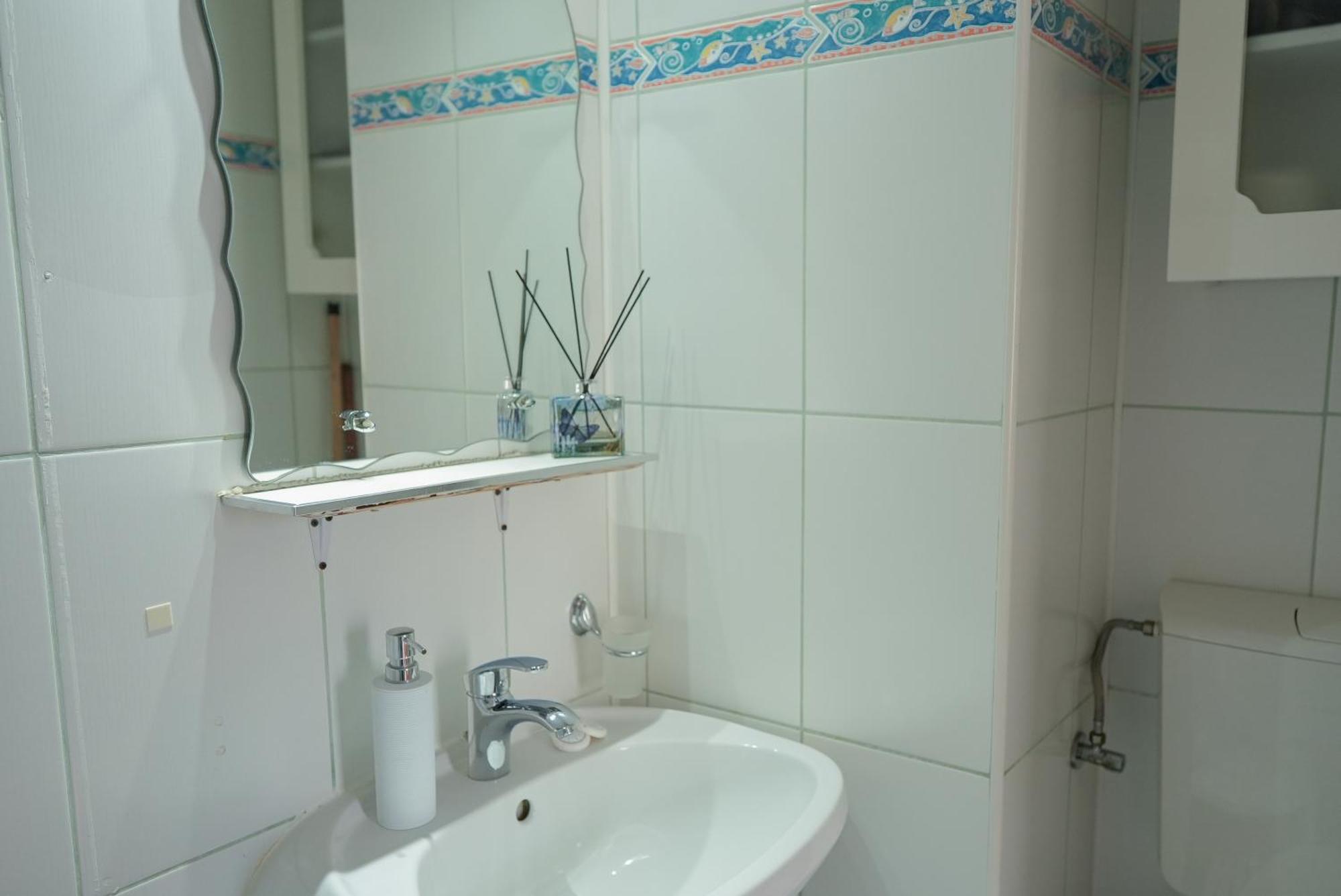 Victoria Avenue Apartments Bucharest Room photo